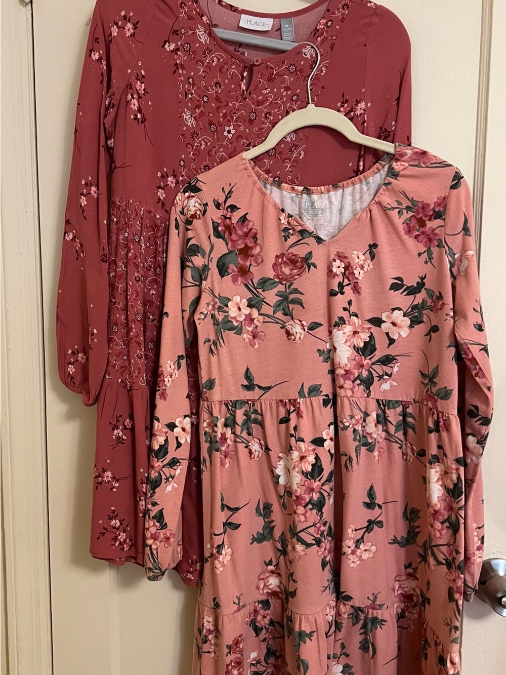 Place Mauve Pink Floral Tiered V-Neck Tunic Dress